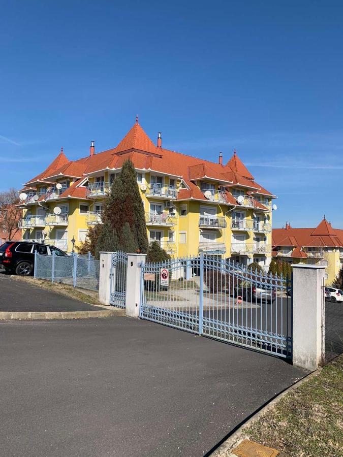 Jade Apartman Hévíz Esterno foto